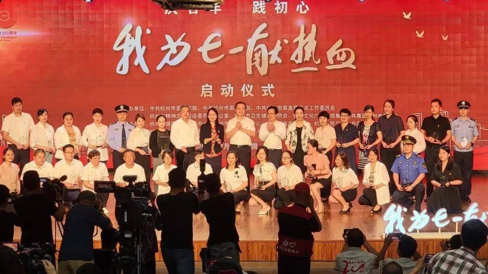 金融助企 破浪前行